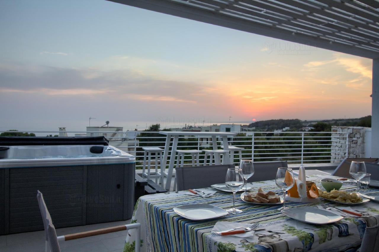 Jacuzzi Holiday Homes By Lovesud Santa Maria di Leuca Exterior foto